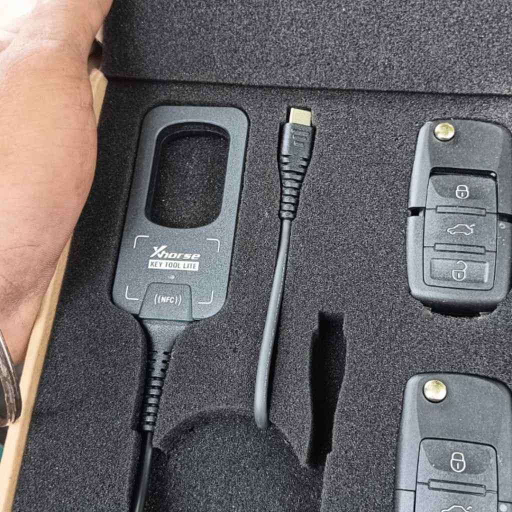 computerized key maker (13)